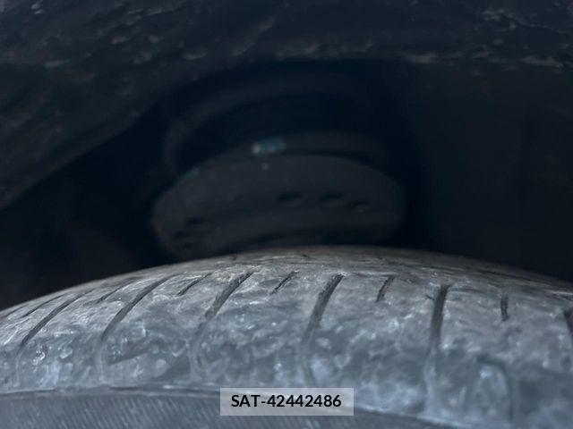 Subaru IMPREZA 2017-05 8230386-19