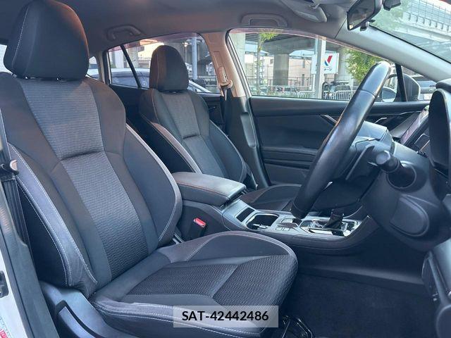 Subaru IMPREZA 2017-05 8230386-8
