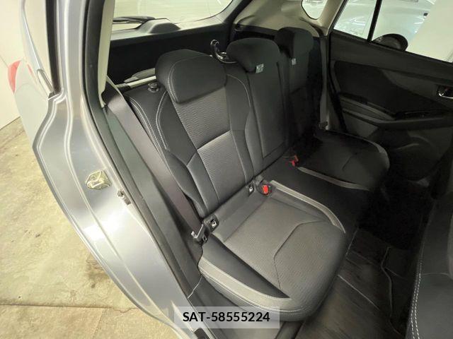 Subaru IMPREZA 2018-02 8230387-8