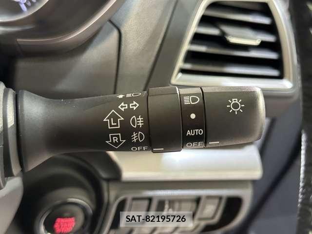 Subaru IMPREZA 2018-03 8245471-11