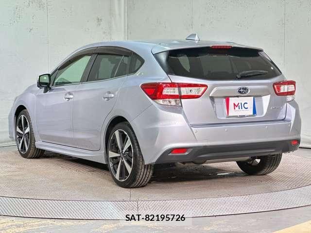 Subaru IMPREZA 2018-03 8245471-6