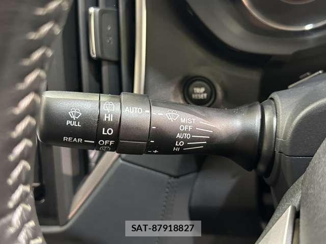 Subaru IMPREZA 2018-10 8245475-13