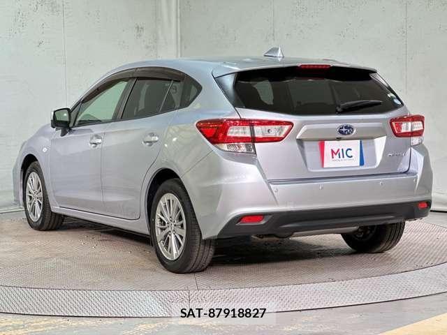 Subaru IMPREZA 2018-10 8245475-7