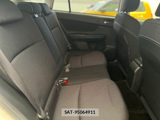 Subaru IMPREZA 2012-03 8314848-9