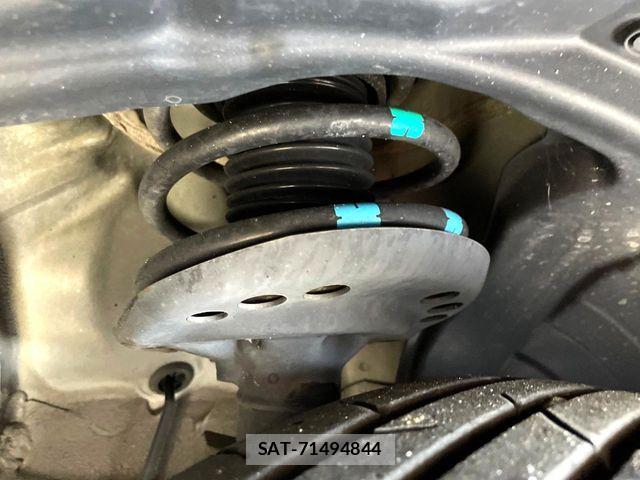 Subaru IMPREZA 2018-01 8336260-19