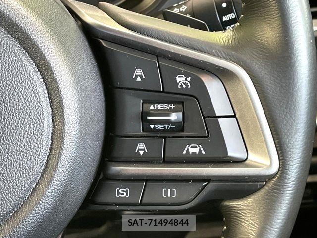 Subaru IMPREZA 2018-01 8336260-4