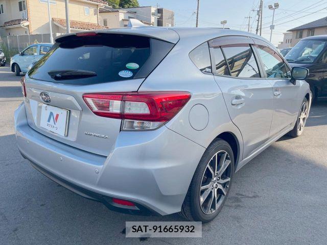 Subaru IMPREZA 2018-06 8336263-16