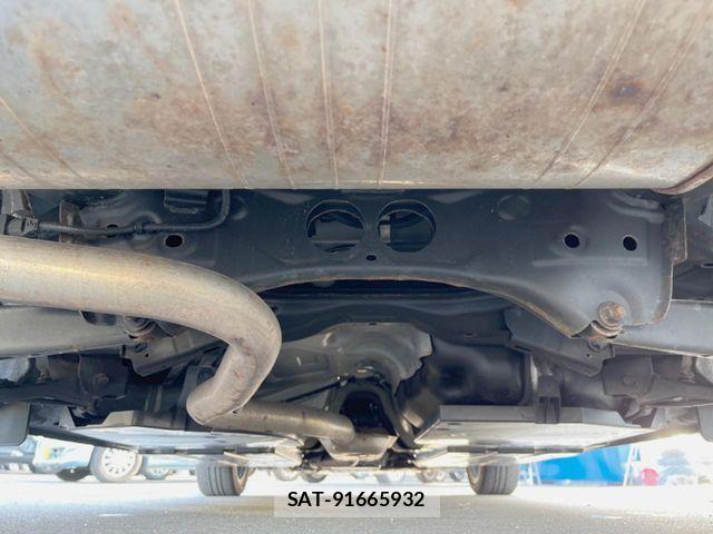 Subaru IMPREZA 2018-06 8336263-18