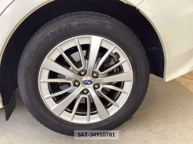 Subaru IMPREZA 2018-03 8366384-12