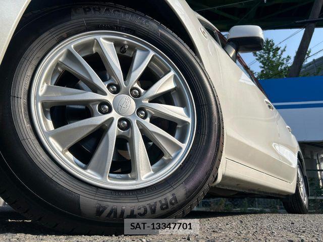 Subaru IMPREZA 2013-08 8366386-13