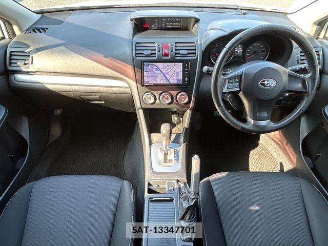 Subaru IMPREZA 2013-08 8366386-1