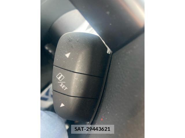 Subaru IMPREZA 2012-09 8366385-17