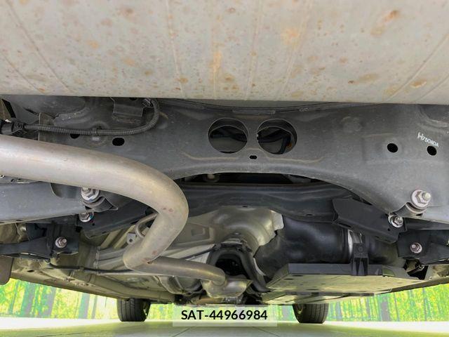 Subaru IMPREZA 2017-06 8366383-18