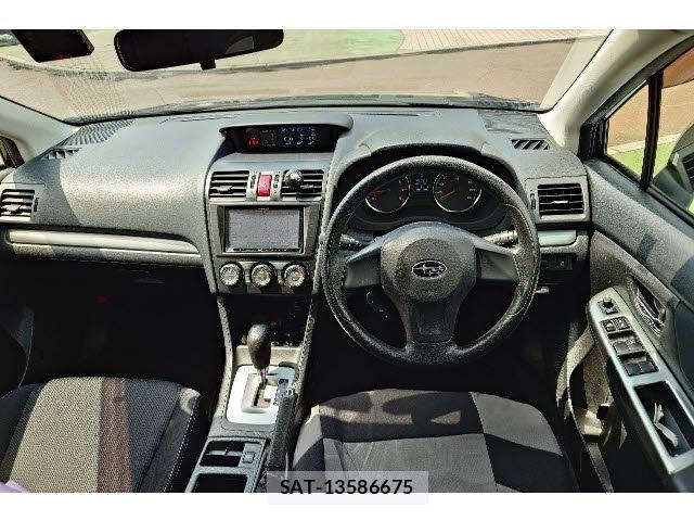 Subaru IMPREZA 2012-03 8371740-1