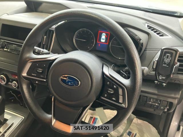 Subaru IMPREZA 2018-04 8412943-17