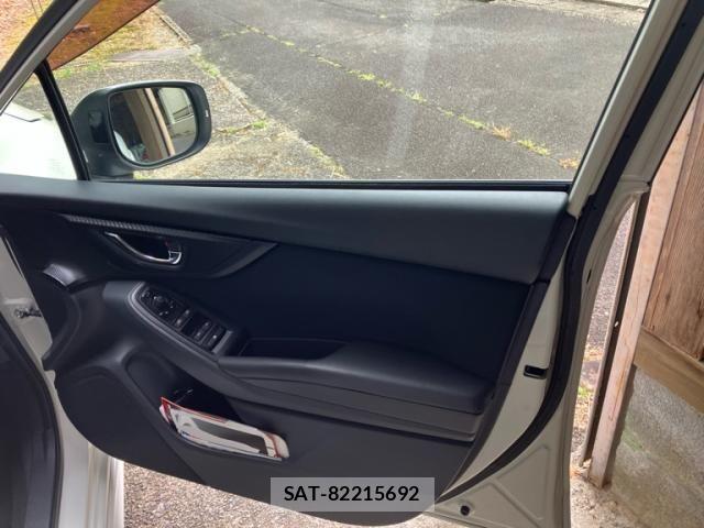Subaru IMPREZA 2018-08 8412944-15