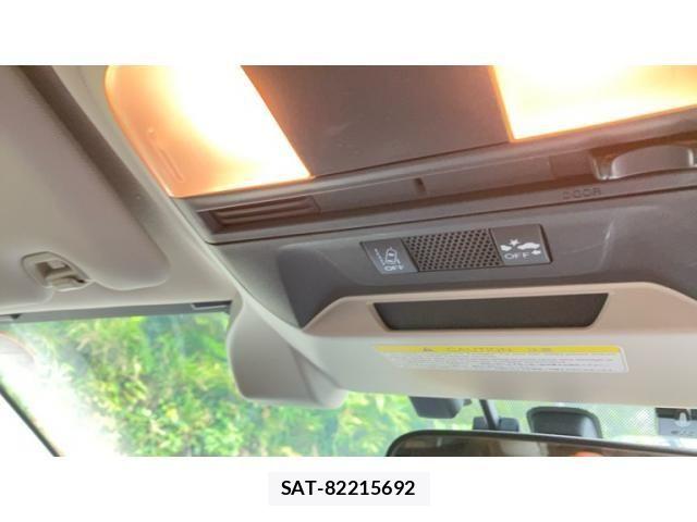 Subaru IMPREZA 2018-08 8412944-29