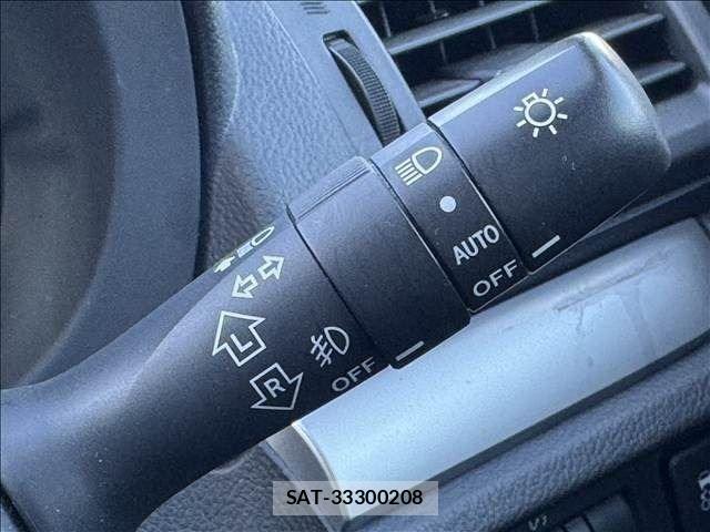 Subaru IMPREZA 2012-06 8562202-17