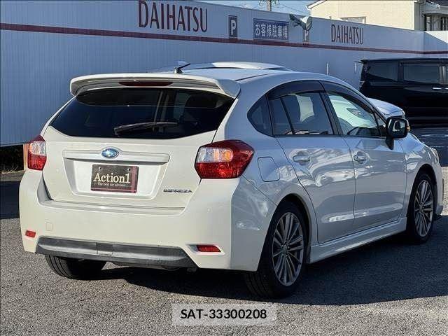 Subaru IMPREZA 2012-06 8562202-5