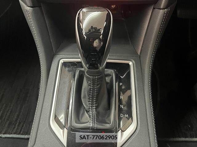 Subaru IMPREZA 2018-02 8562199-15