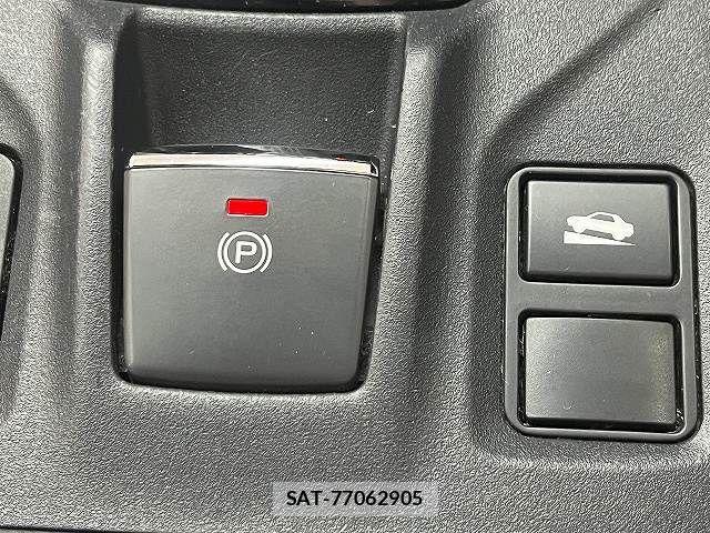 Subaru IMPREZA 2018-02 8562199-17
