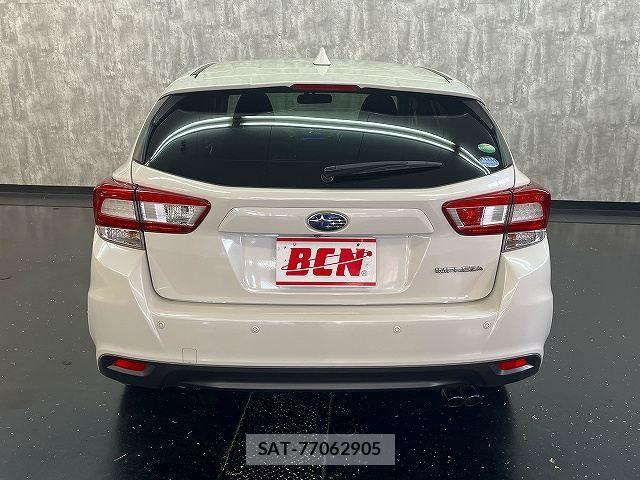 Subaru IMPREZA 2018-02 8562199-24