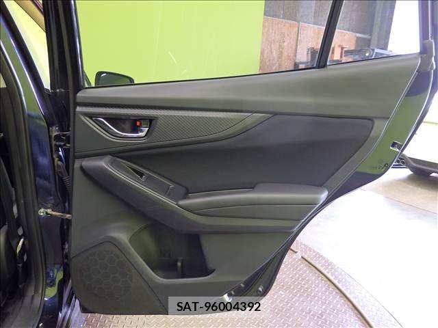 Subaru IMPREZA 2018-07 8659506-25