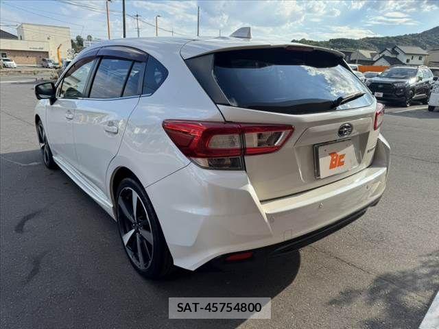 Subaru IMPREZA 2017-11 8685719-12