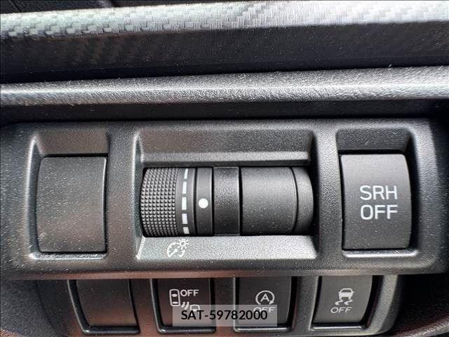 Subaru IMPREZA 2018-09 8742808-23