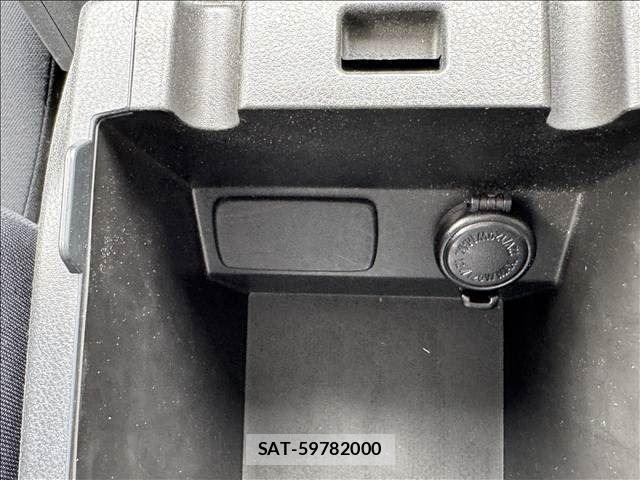 Subaru IMPREZA 2018-09 8742808-25