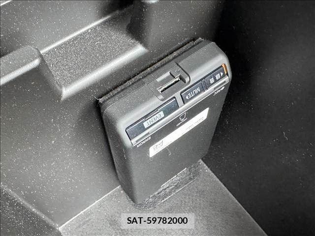 Subaru IMPREZA 2018-09 8742808-27