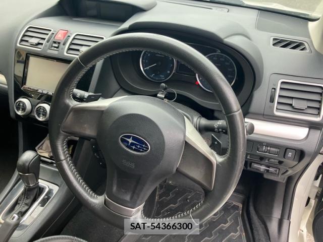 Subaru IMPREZA 2015-03 8742810-9