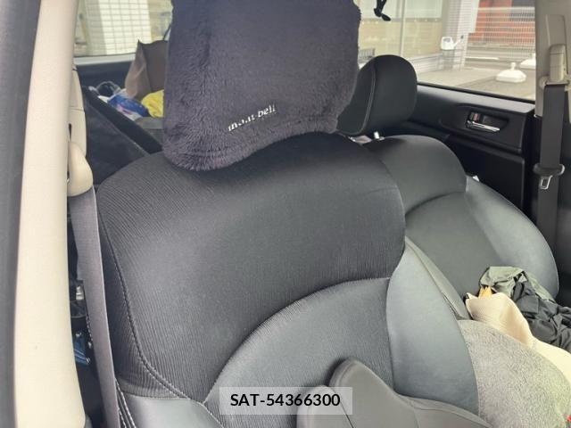 Subaru IMPREZA 2015-03 8742810-10