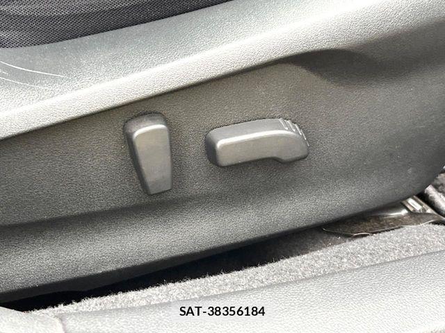 Subaru IMPREZA 2018-03 8829543-5
