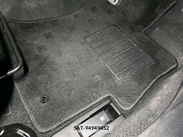 Subaru IMPREZA 2018-12 8829547-18