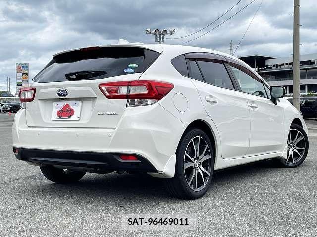 Subaru IMPREZA 2018-01 8829544-2