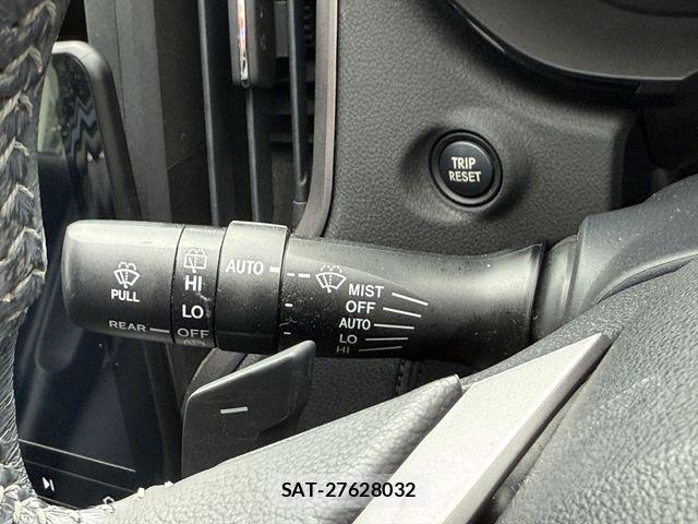 Subaru IMPREZA 2017-04 4960429-23