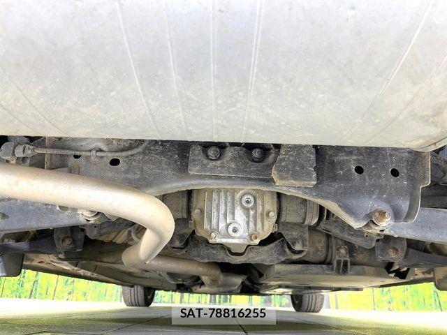 Subaru IMPREZA 2017-08 6001226-18