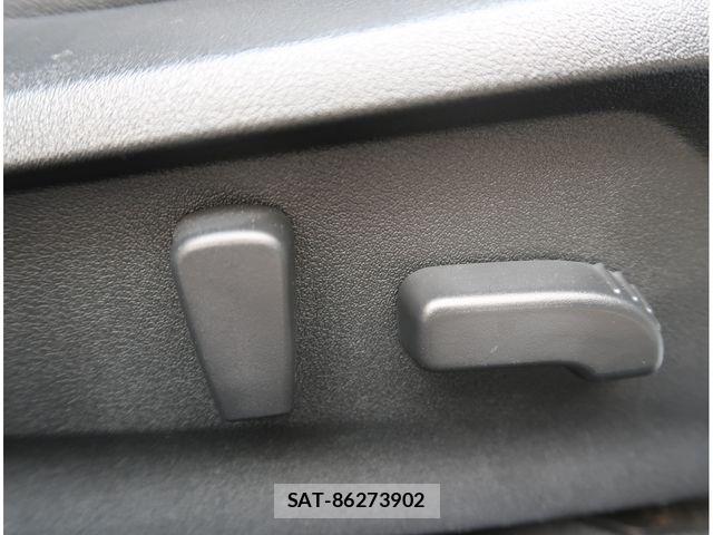 Subaru IMPREZA 2017-04 6215677-25