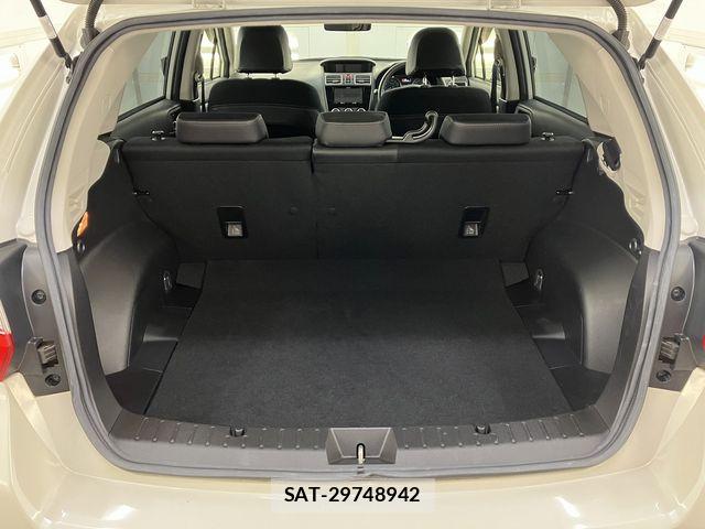 Subaru IMPREZA 2016-03 6498571-14
