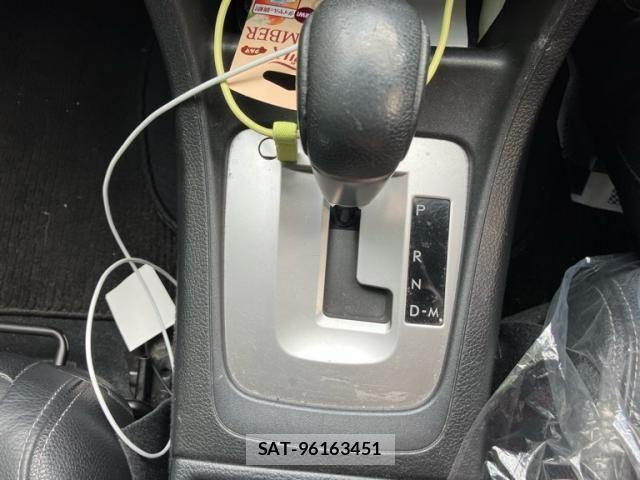 Subaru IMPREZA 2013-06 6906673-19