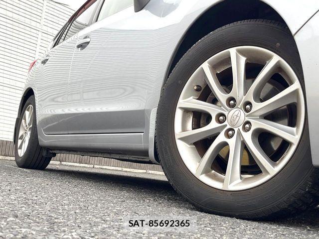 Subaru IMPREZA 2012-03 6994335-12