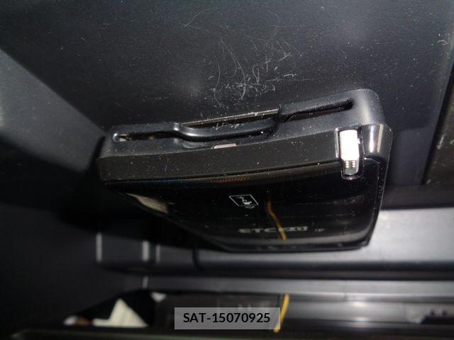 Subaru IMPREZA 2017-06 7058927-21