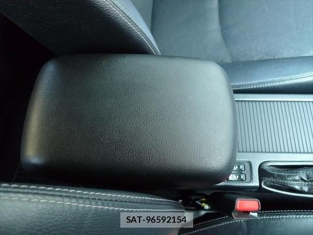 Subaru IMPREZA 2015-08 7058932-23