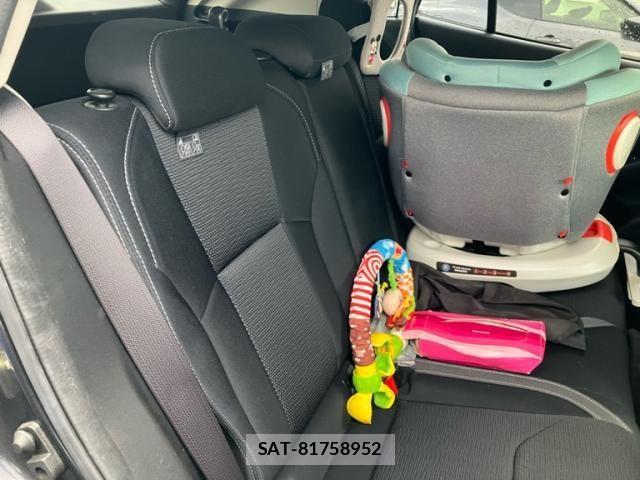 Subaru IMPREZA 2018-02 7219918-12