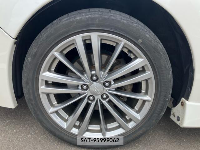 Subaru IMPREZA 2012-02 7219887-15