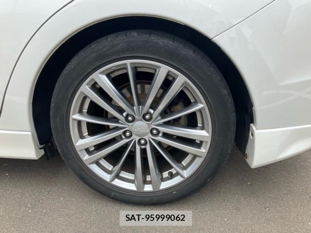 Subaru IMPREZA 2012-02 7219887-16