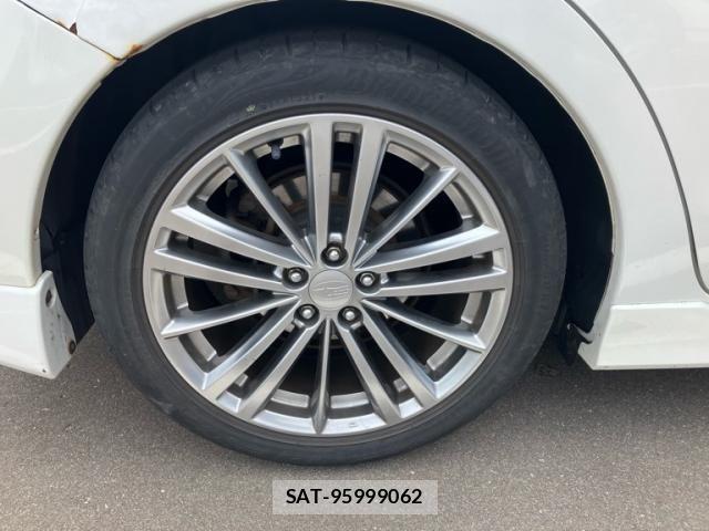Subaru IMPREZA 2012-02 7219887-17