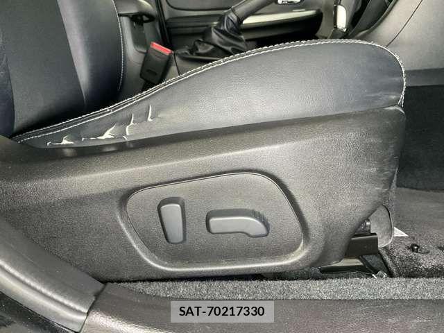 Subaru IMPREZA 2015-02 7219895-16