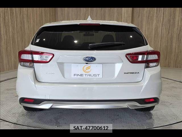 Subaru IMPREZA 2016-01 7327596-19